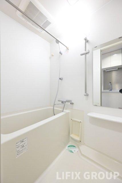 バス・シャワールーム　風呂