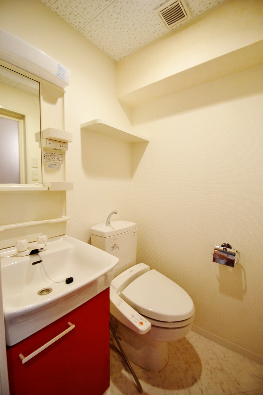 洗面設備　独立洗面台＊号室・階数によって色味違います