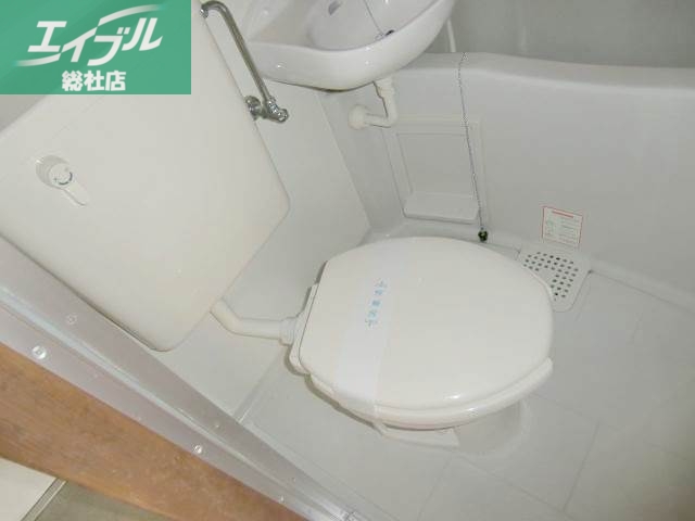 トイレ　トイレ