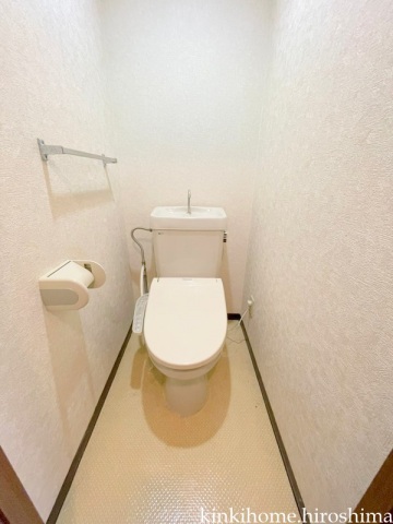 トイレ　写真は別のお部屋です。