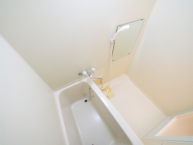 バス・シャワールーム　きれいなお風呂です