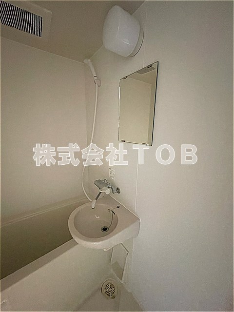 洗面設備　※別号室同間取り参考写真