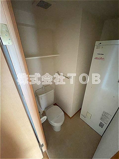 トイレ　※別号室同間取り参考写真