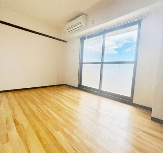 居室・リビング　※別号室の参考写真です