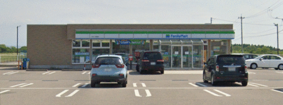 コンビニ　ファミリーマートかほく大崎南店（コンビニ）まで564m