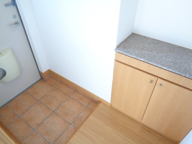 玄関　シンプルで使いやすい玄関です