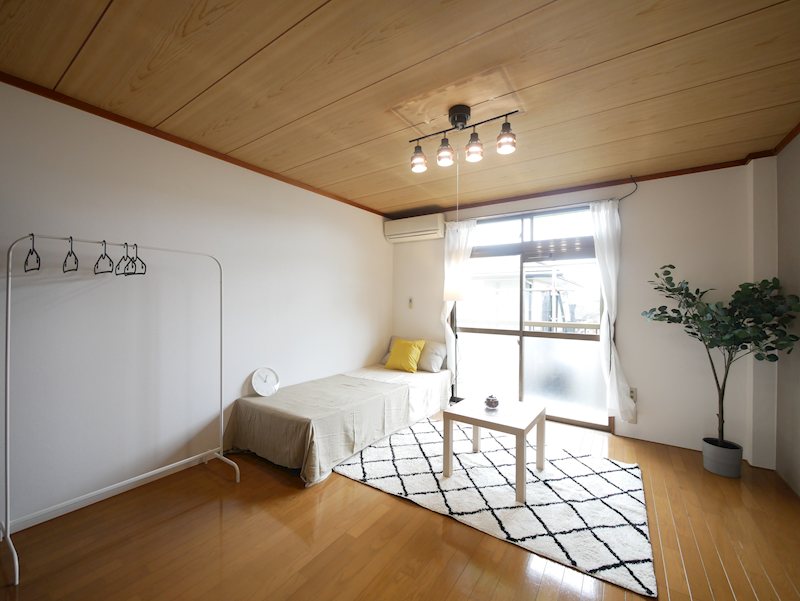 居室・リビング　洋室８帖