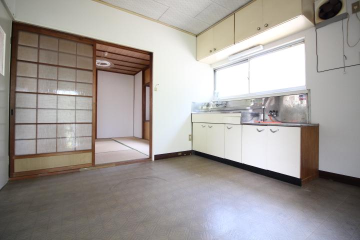 キッチン　キッチンでお料理をお楽しみください