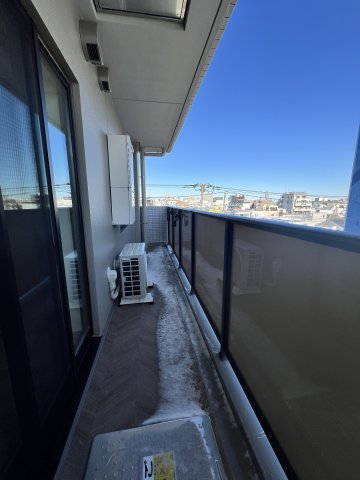 バルコニー　陽当たり良好なバルコニーです