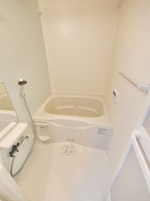 バス・シャワールーム　★お部屋探しはタウンハウジング稲田堤店まで★