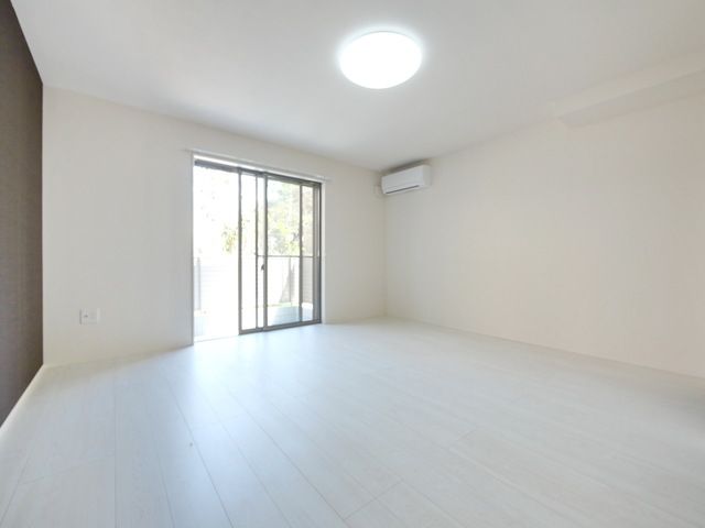 居室・リビング　★お部屋探しはタウンハウジング稲田堤店まで★