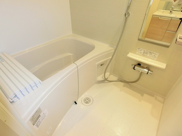 バス・シャワールーム　追い炊き・浴室乾燥機