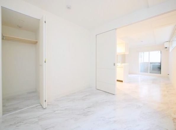 収納　クローゼットです☆