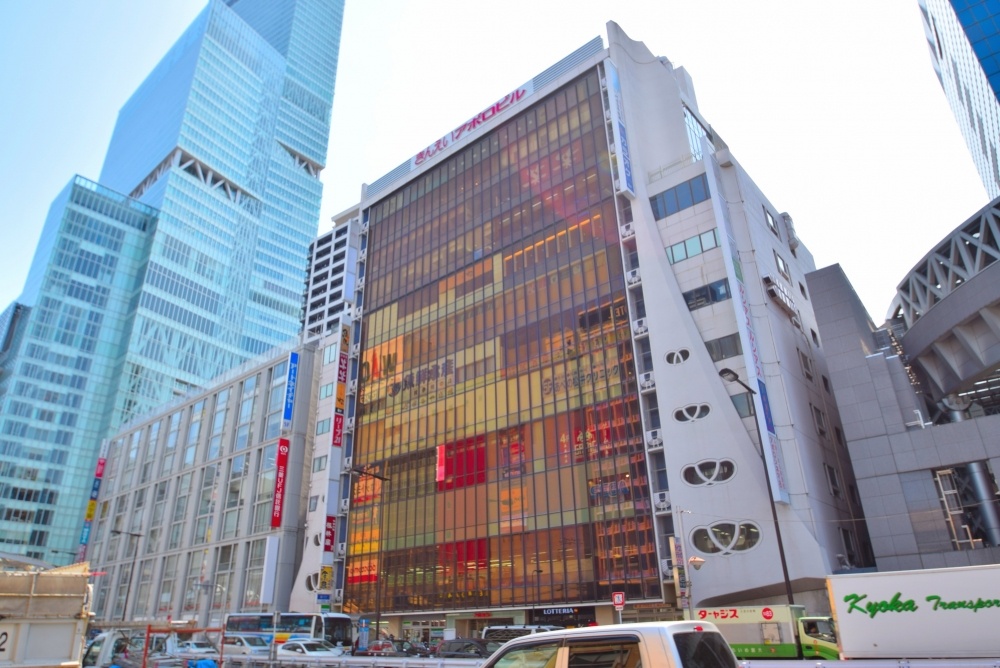 ショッピングセンター　きんえいアポロビル（ショッピングセンター）まで312m