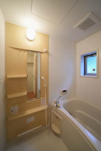 バス・シャワールーム　バスルーム