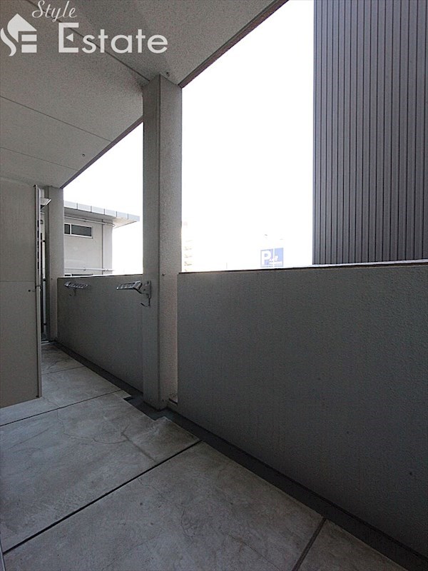 バルコニー　バルコニー