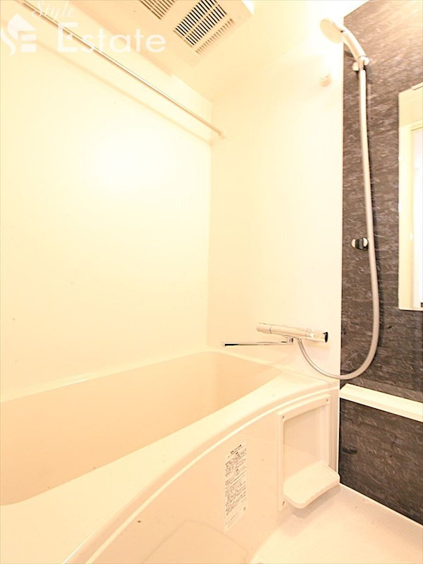 バス・シャワールーム　バスルーム