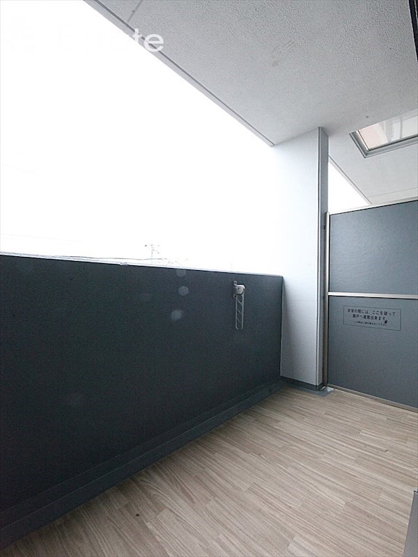 バルコニー　バルコニー