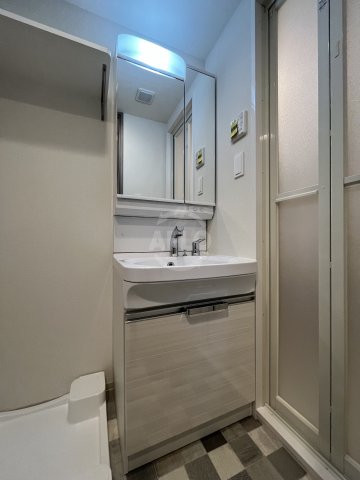 洗面設備　ファステート難波デラックス　独立洗面台