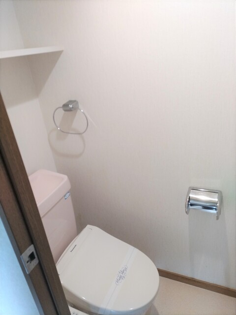 トイレ　洗浄便座※同タイプ参考写真