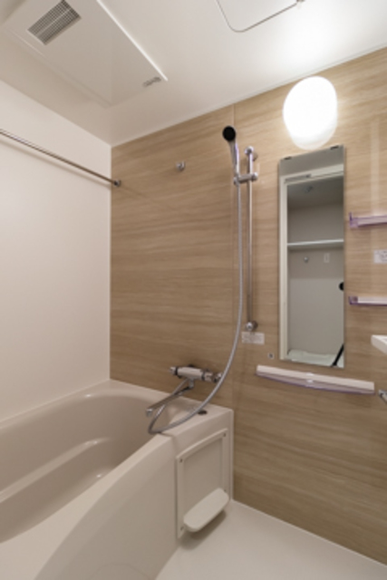バス・シャワールーム　※写真は同タイプ住戸です。