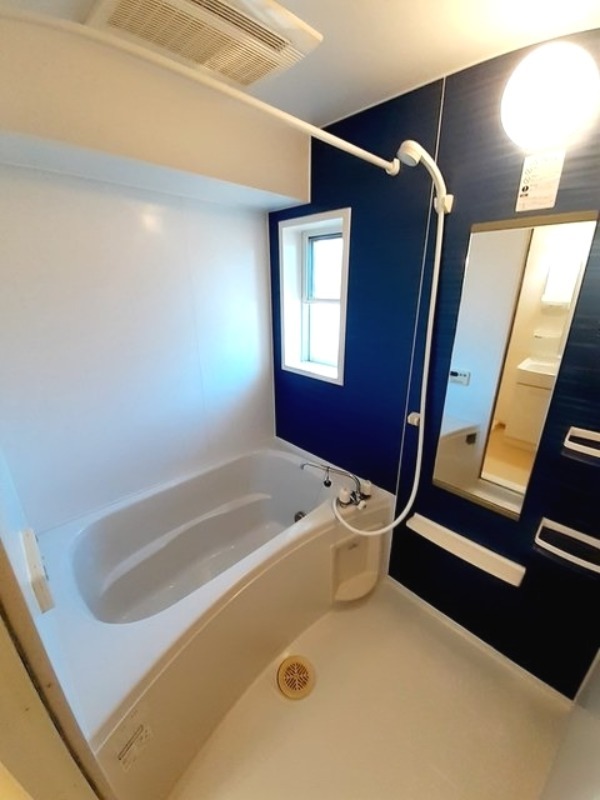 バス・シャワールーム　図面と現状に相違がある場合には現状を優先