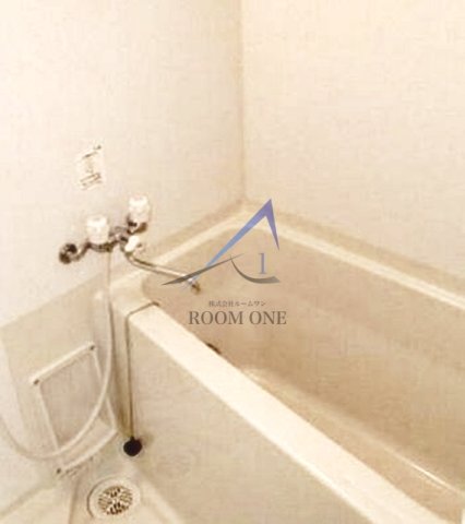 バス・シャワールーム　お風呂です。