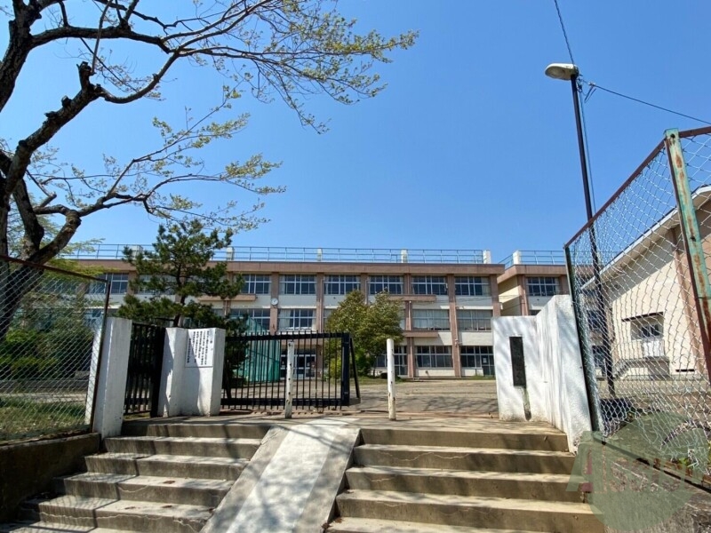 中学校　仙台市立山田中学校（中学校）まで1184m
