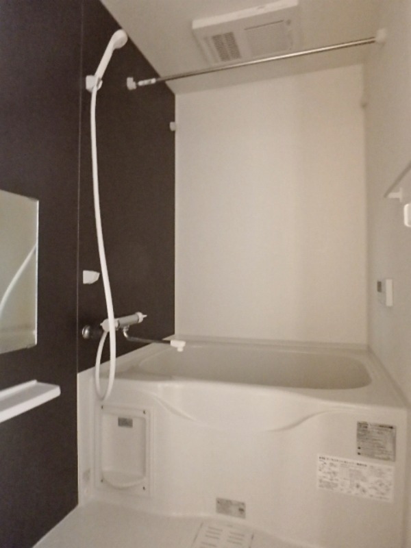 バス・シャワールーム　図面と現状に相違がある場合には現状を優先