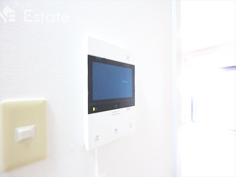 セキュリティ　モニター付きインターホン