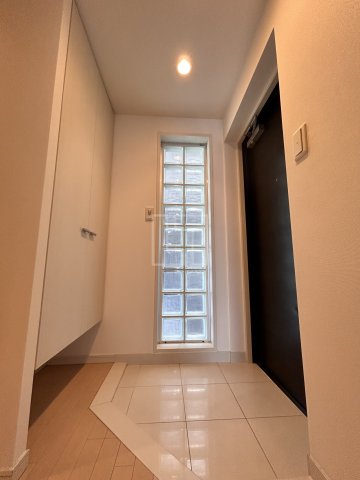 玄関　アーバネックス北浜　玄関