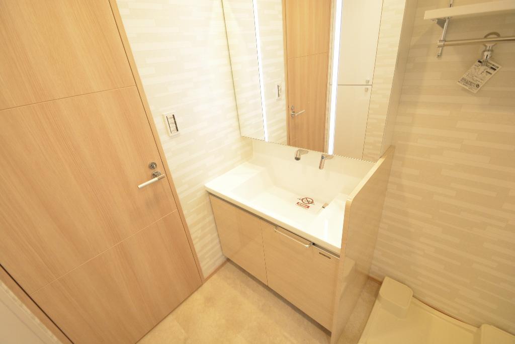 洗面設備　洗髪洗面化粧台