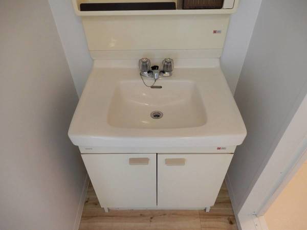 洗面設備　ビレッジハウスの同一物件・同一タイプの間取りの写真です