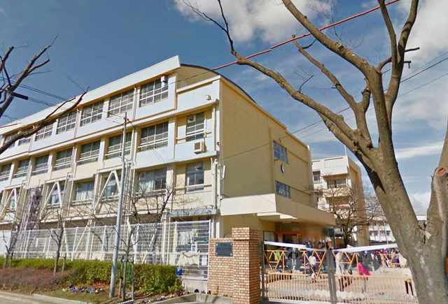 小学校　神戸市立神陵台小学校（小学校）まで1028m