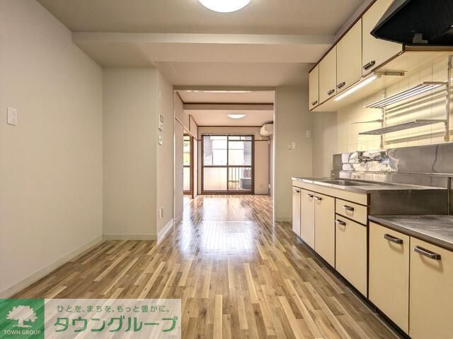 居室・リビング　★お部屋探しは株式会社タウンハウジング東京まで★