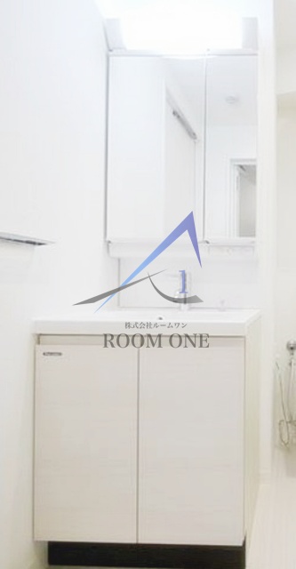 洗面設備　洗面台です。