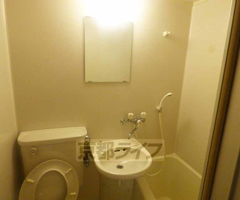 洗面設備　洗面台です。