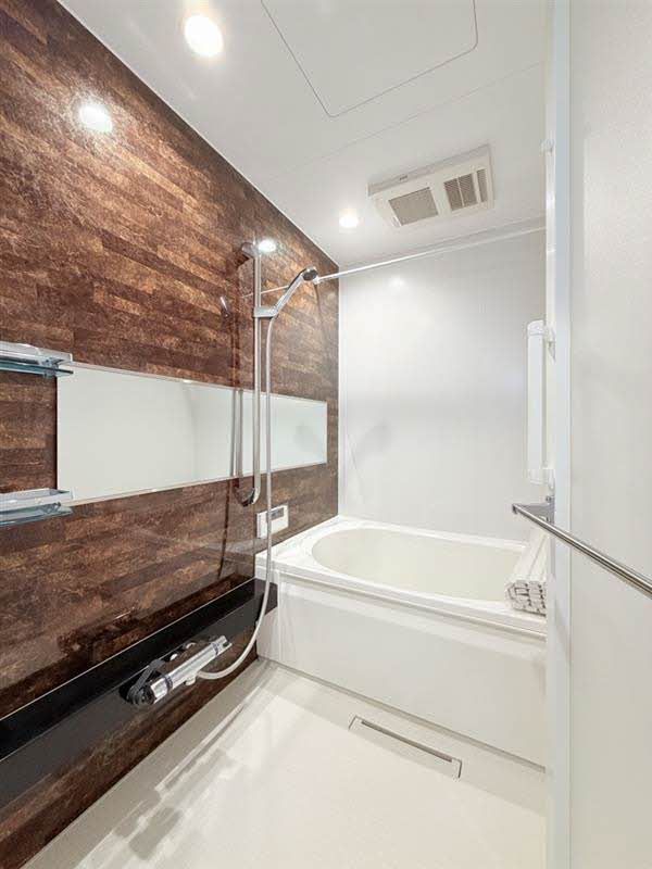 バス・シャワールーム