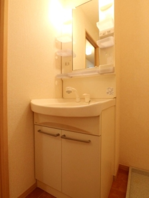 洗面設備　洗髪洗面化粧台