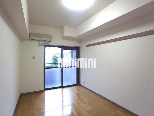 その他部屋・スペース　天井が高く、開放感を感じられるお部屋ですよ