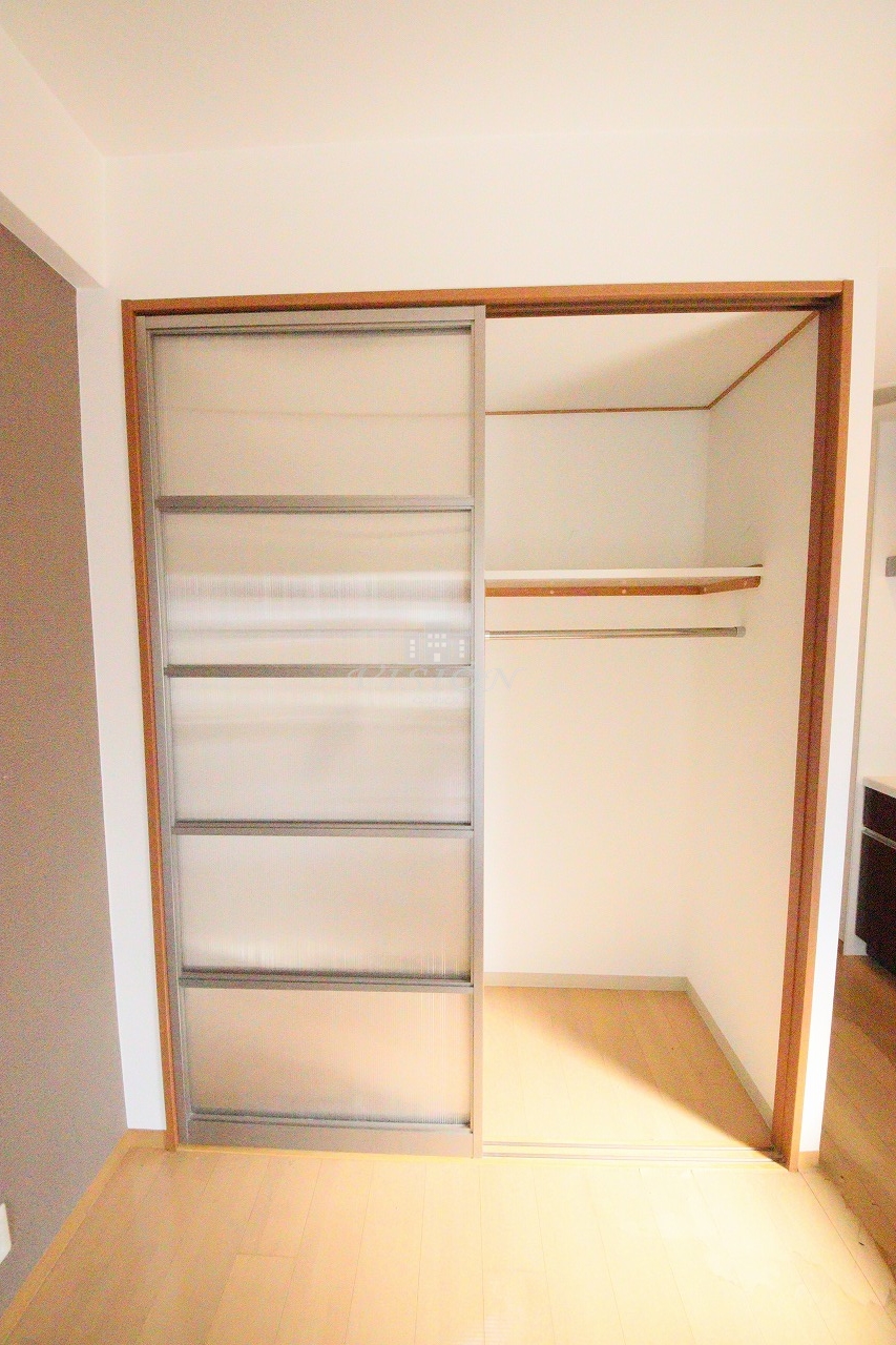 収納　室内写真は別タイプのものです