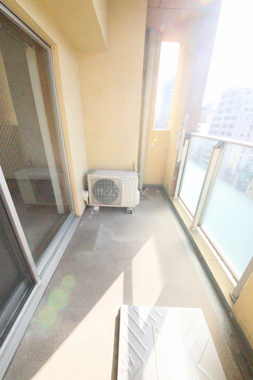 バルコニー　室内写真は別タイプのものです