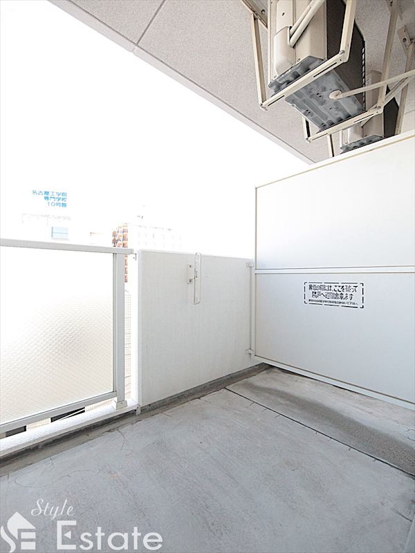 バルコニー　バルコニー