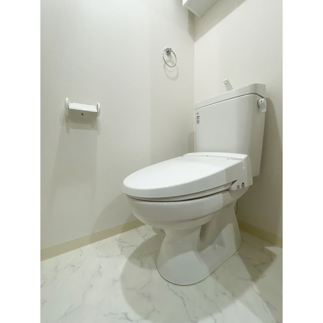 トイレ　シンプルで使いやすいトイレです