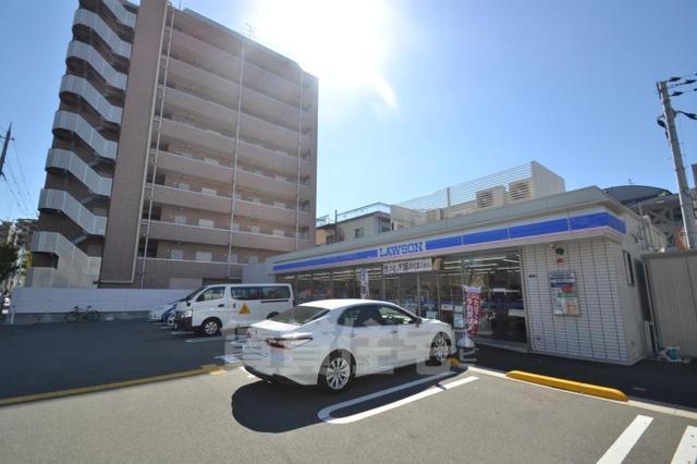 コンビニ　ローソン　尼崎立花町四丁目店（コンビニ）まで197m