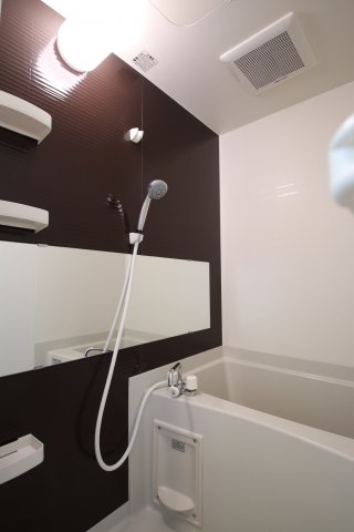 バス・シャワールーム　お風呂です