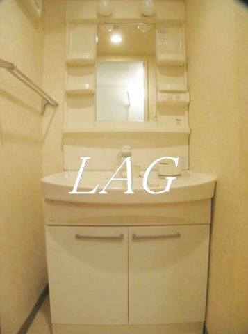 洗面設備　洗面台です。