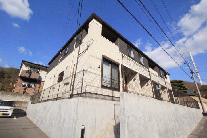 建物外観　下津井の築浅1LDKアパート☆