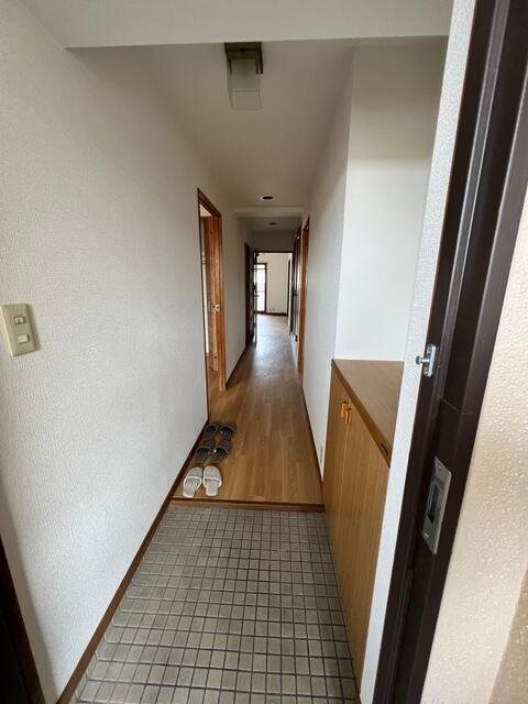 玄関　玄関　※別号室参考写真