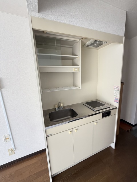 キッチン　別号室参考写真となります